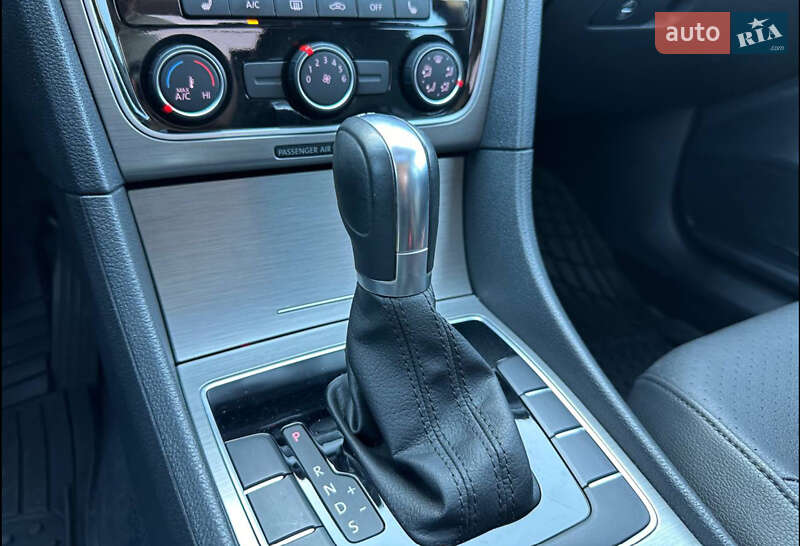Седан Volkswagen Passat 2014 в Львове фото 16 Седан Volkswagen Passat 2014 в Львове