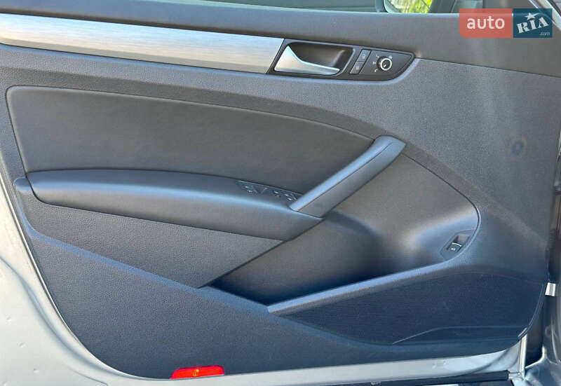 Седан Volkswagen Passat 2014 в Львове фото 21 Седан Volkswagen Passat 2014 в Львове