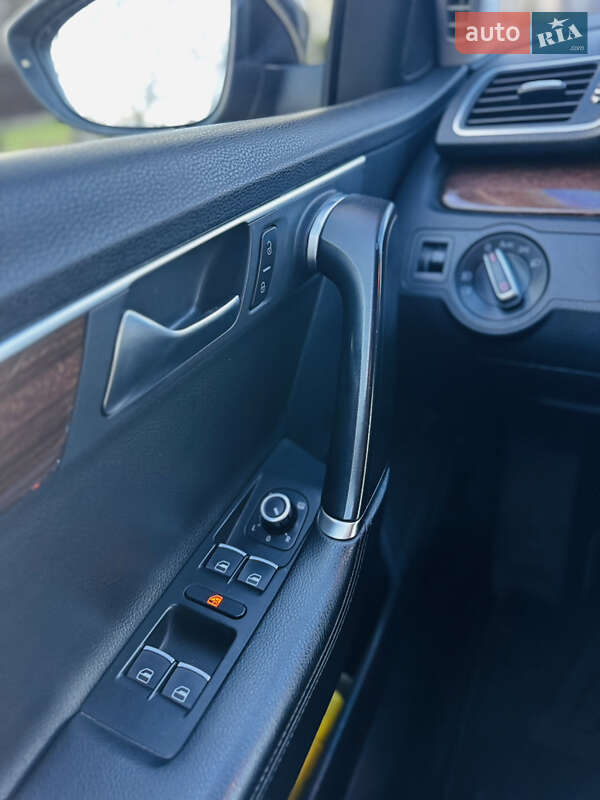 Седан Volkswagen Passat 2012 в Кременчуге