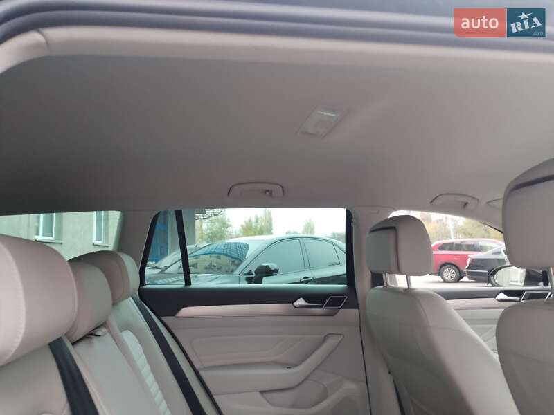 Универсал Volkswagen Passat 2020 в Черкассах