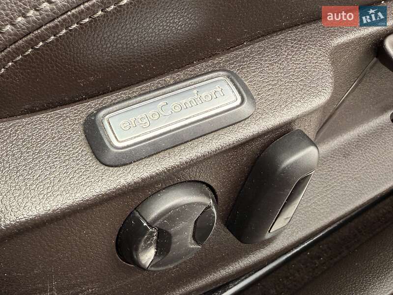 Седан Volkswagen Passat 2014 в Одессе