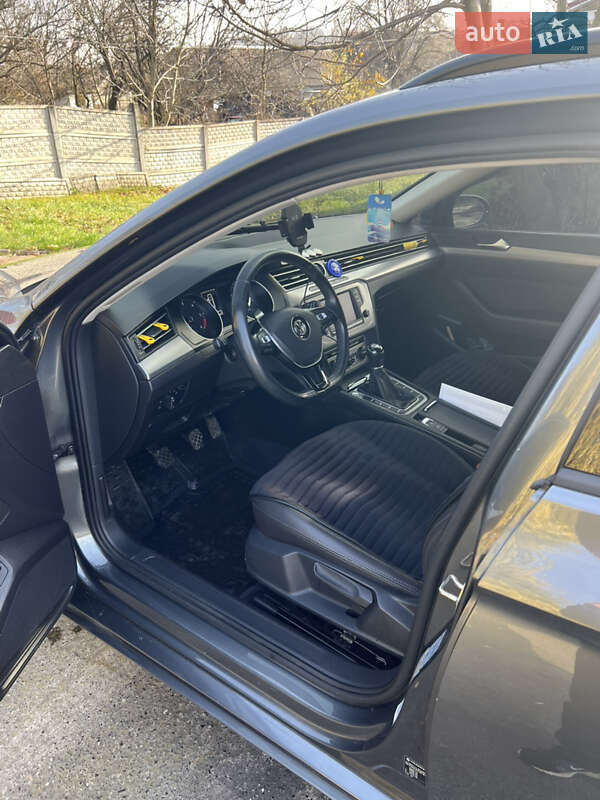 Универсал Volkswagen Passat 2015 в Тульчине фото 11 Универсал Volkswagen Passat 2015 в Тульчине