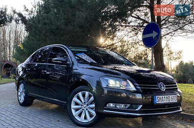 Седан Volkswagen Passat 2014 в Дрогобыче