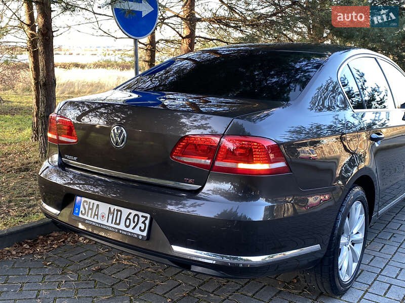Седан Volkswagen Passat 2014 в Дрогобыче