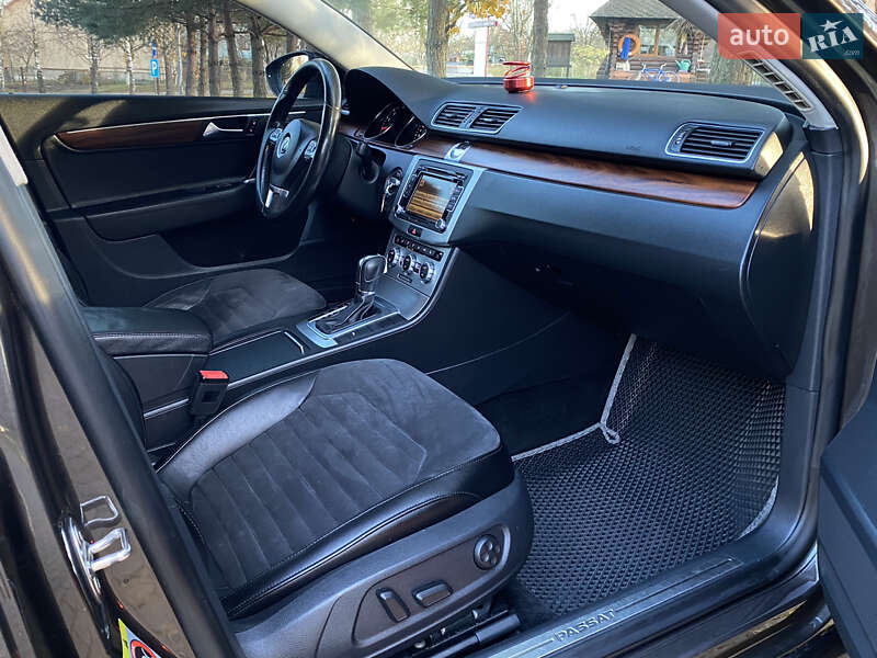 Седан Volkswagen Passat 2014 в Дрогобыче