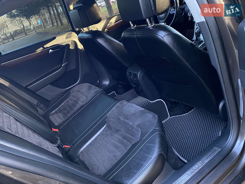 Седан Volkswagen Passat 2014 в Дрогобыче