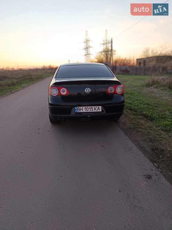 Седан Volkswagen Passat 2008 в Одессе