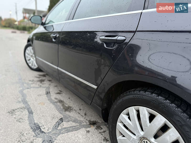 Универсал Volkswagen Passat 2006 в Киеве