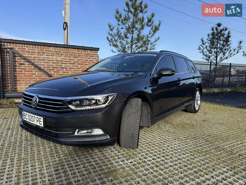 Универсал Volkswagen Passat 2018 в Львове