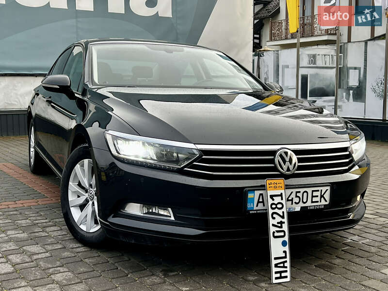 Седан Volkswagen Passat 2017 в Тернополе