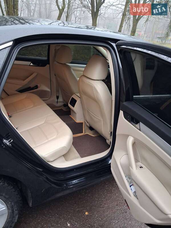 Седан Volkswagen Passat 2012 в Тернополе фото 26 Седан Volkswagen Passat 2012 в Тернополе