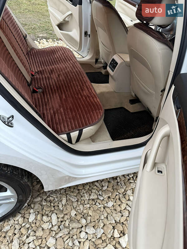 Седан Volkswagen Passat 2012 в Тернополе фото 29 Седан Volkswagen Passat 2012 в Тернополе