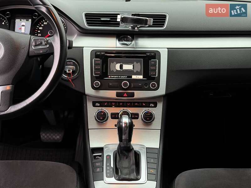 Универсал Volkswagen Passat 2013 в Кривом Роге