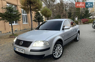 Седан Volkswagen Passat 2001 в Львове