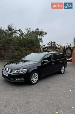 Универсал Volkswagen Passat 2014 в Виннице