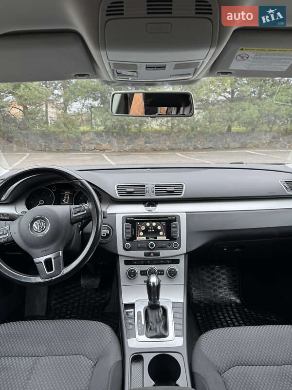 Универсал Volkswagen Passat 2014 в Виннице