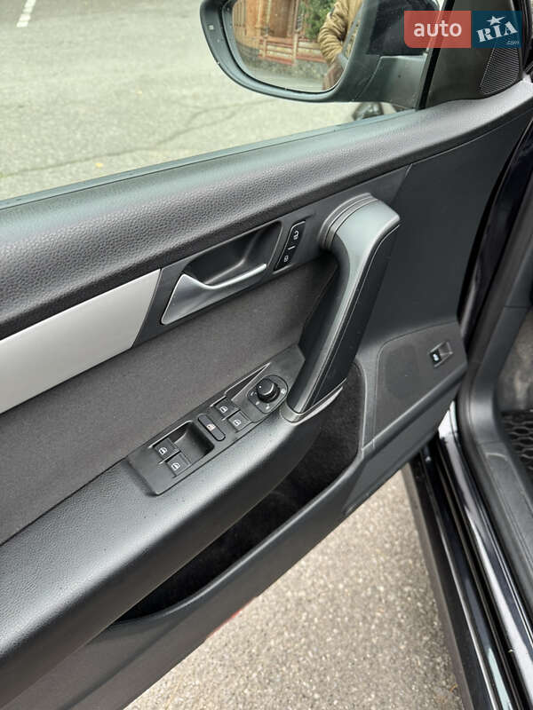Универсал Volkswagen Passat 2014 в Виннице