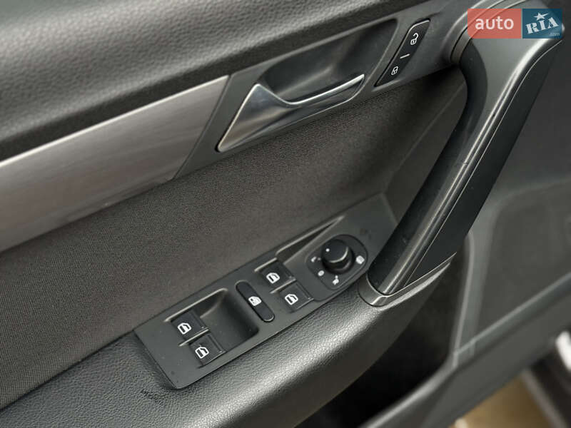 Седан Volkswagen Passat 2011 в Луцке фото 25 Седан Volkswagen Passat 2011 в Луцке