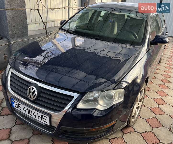 Седан Volkswagen Passat 2006 в Вознесенске