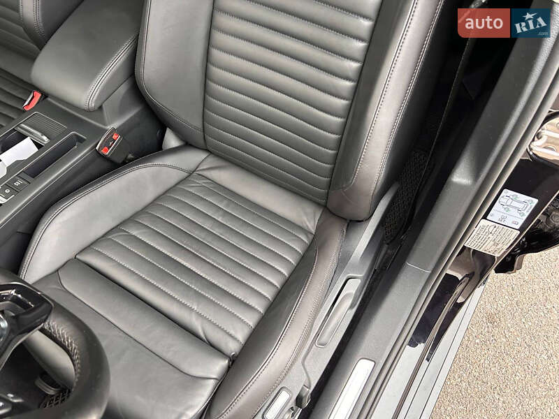 Универсал Volkswagen Passat 2017 в Киеве фото 26 Универсал Volkswagen Passat 2017 в Киеве