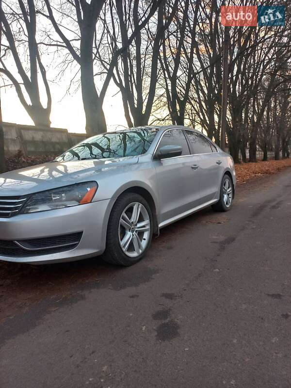Седан Volkswagen Passat 2014 в Горохові