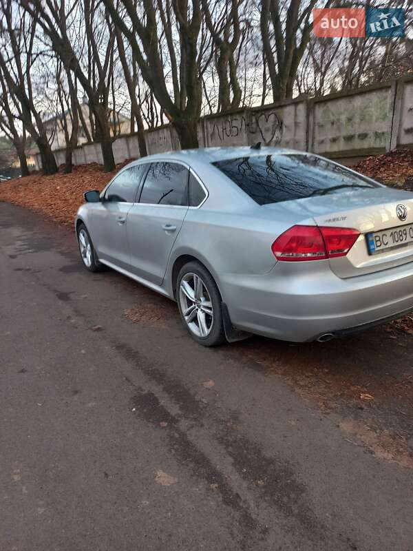 Седан Volkswagen Passat 2014 в Горохові