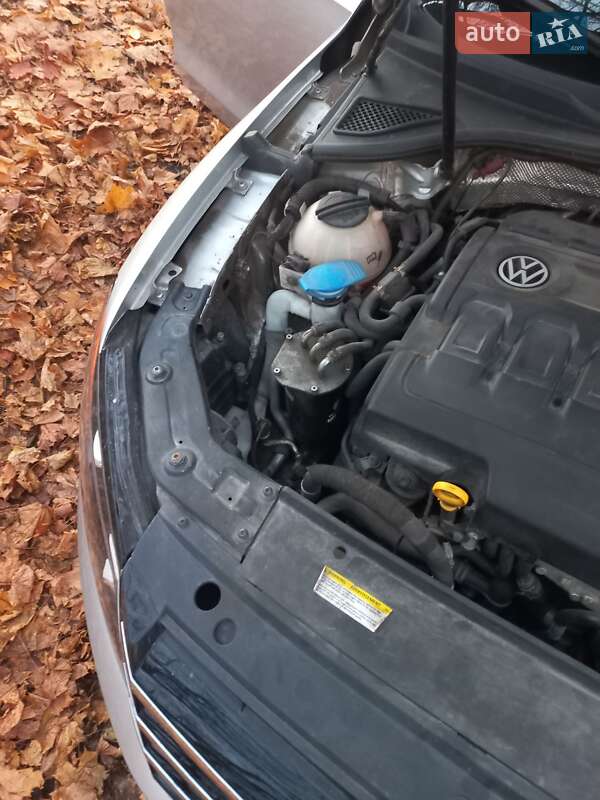 Седан Volkswagen Passat 2014 в Горохові