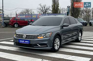 Седан Volkswagen Passat 2017 в Одессе
