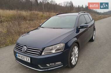 Універсал Volkswagen Passat 2010 в Дрогобичі