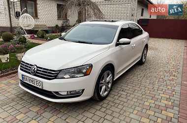 Седан Volkswagen Passat 2013 в Одессе
