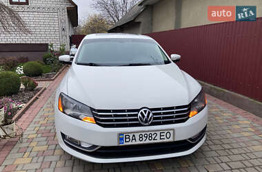 Седан Volkswagen Passat 2013 в Одесі