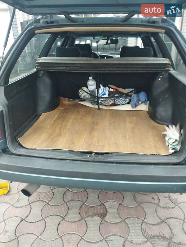 Универсал Volkswagen Passat 1988 в Днепре