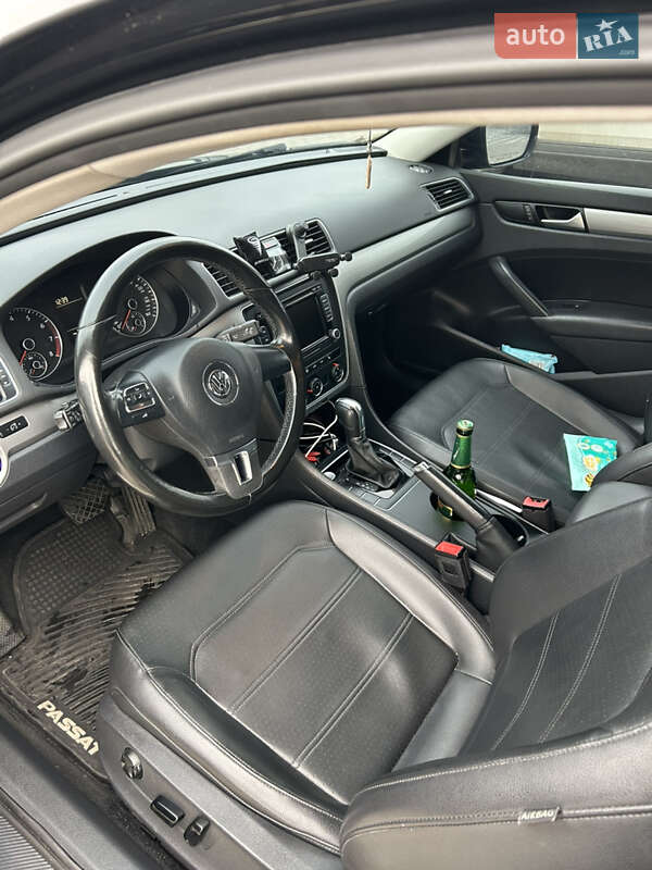 Седан Volkswagen Passat 2015 в Вишневом