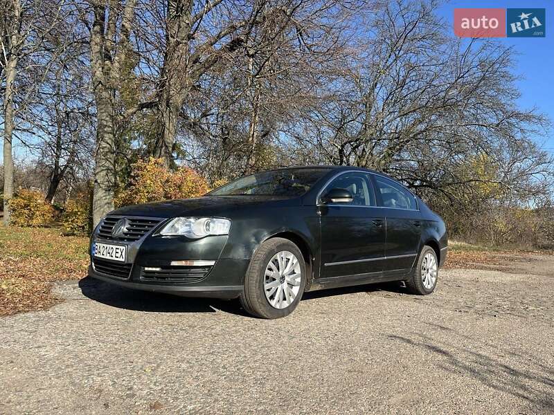 Седан Volkswagen Passat 2005 в Кропивницькому