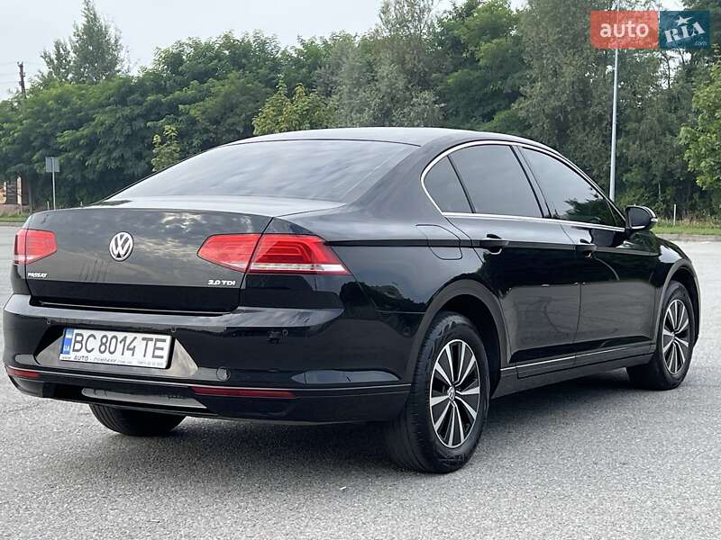 Седан Volkswagen Passat 2017 в Львове