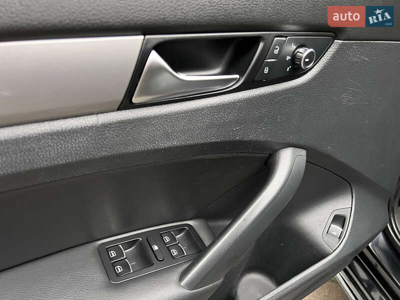 Седан Volkswagen Passat 2014 в Малине