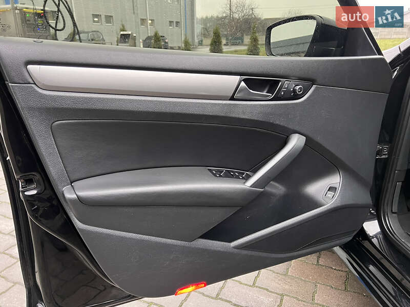 Седан Volkswagen Passat 2014 в Малине