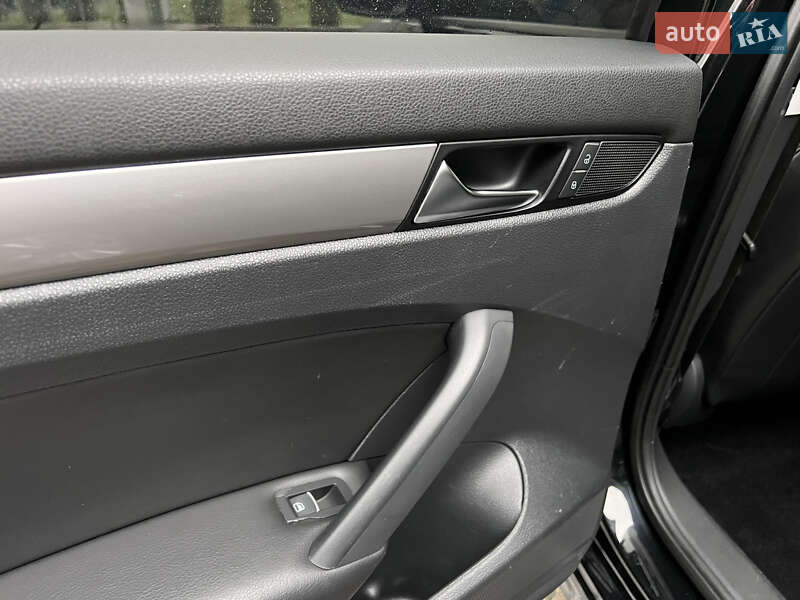 Седан Volkswagen Passat 2014 в Малине