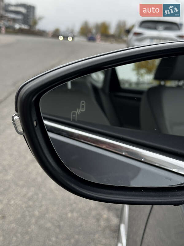 Седан Volkswagen Passat 2016 в Черкасах