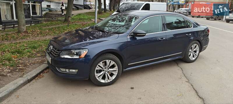 Седан Volkswagen Passat 2012 в Бердичеве