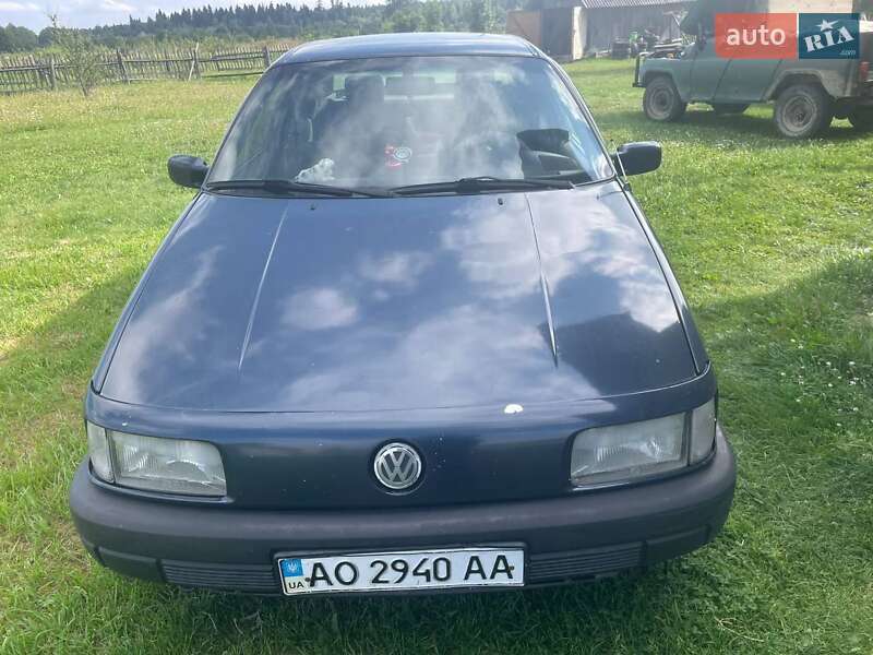 Універсал Volkswagen Passat 1991 в Надвірній фото Універсал Volkswagen Passat 1991 в Надвірній