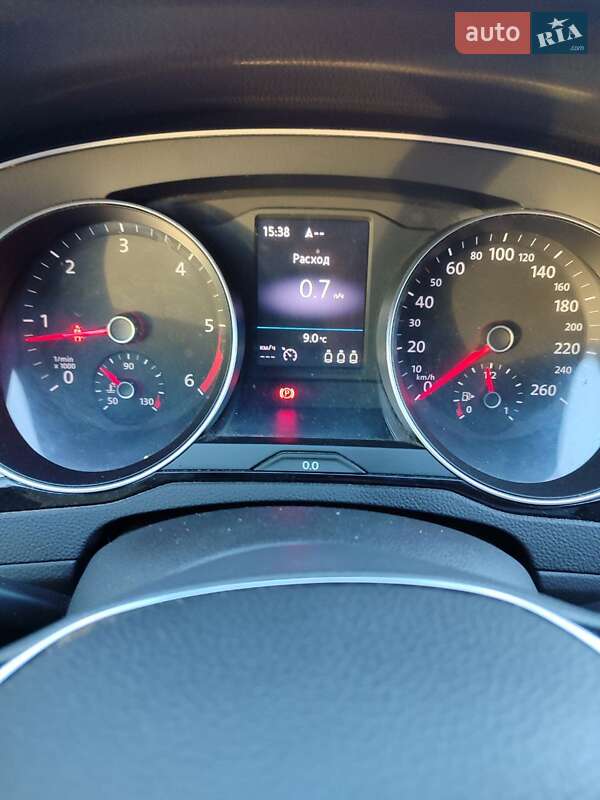 Седан Volkswagen Passat 2016 в Львове фото 11 Седан Volkswagen Passat 2016 в Львове