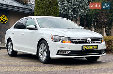 Седан Volkswagen Passat 2017 в Львове