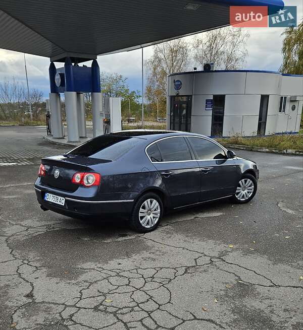 Седан Volkswagen Passat 2005 в Чемеровцах