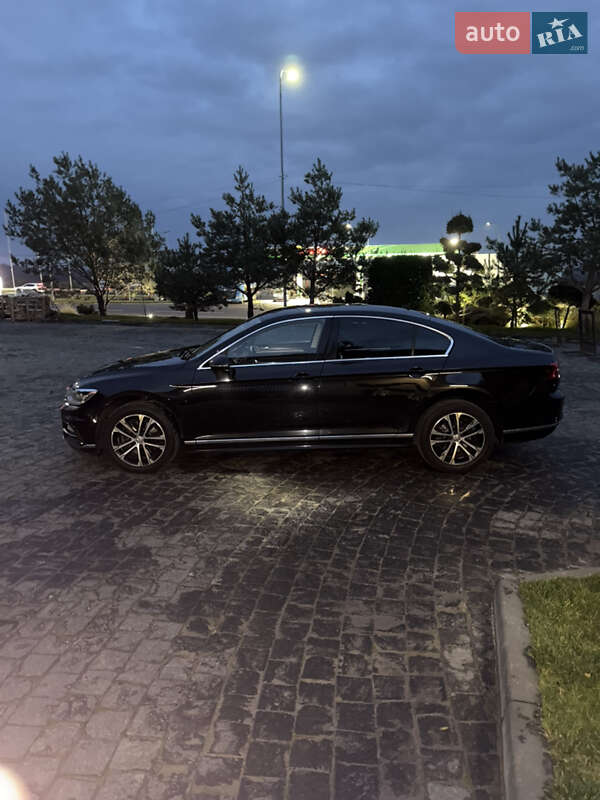 Седан Volkswagen Passat 2018 в Львове фото 5 Седан Volkswagen Passat 2018 в Львове