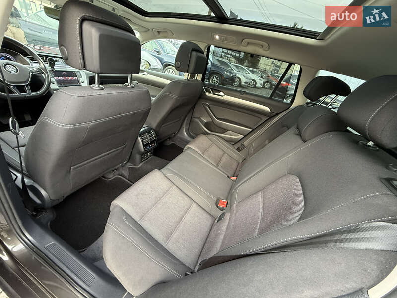 Универсал Volkswagen Passat 2016 в Стрые