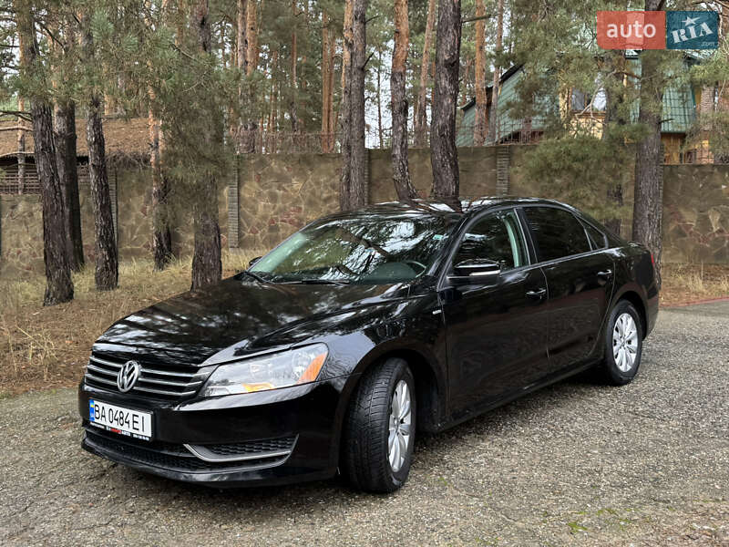 Седан Volkswagen Passat 2014 в Киеве