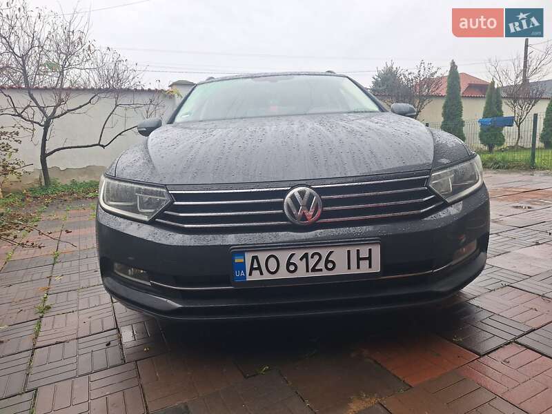 Универсал Volkswagen Passat 2015 в Мукачево