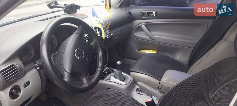 Седан Volkswagen Passat 2004 в Запоріжжі