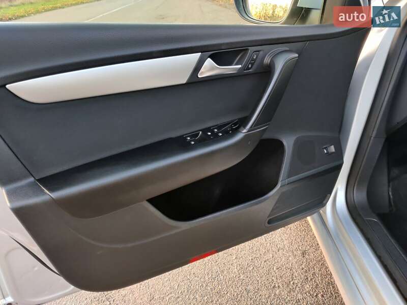 Универсал Volkswagen Passat 2014 в Барышевке фото 32 Универсал Volkswagen Passat 2014 в Барышевке